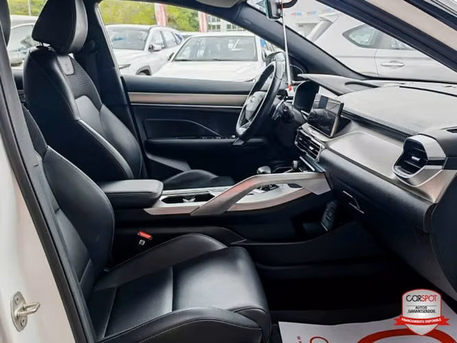 GEELY COOLRAY FULL EXTRAS 2023 - Imagen 9