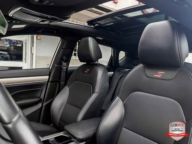 GEELY COOLRAY FULL EXTRAS 2023 - Imagen 11