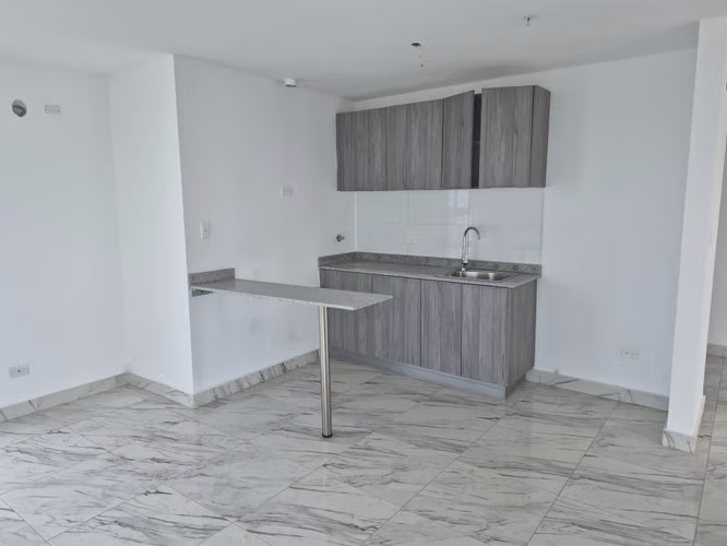 APARTAMENTO EN VENTA FRENTE AL MAR - Imagen 7