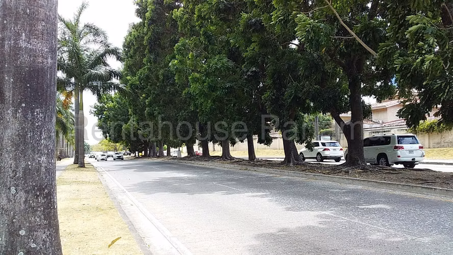 Venta de Local en Costa del Este, Atrio Mall (Solo Cliente Directo) - Imagen 7