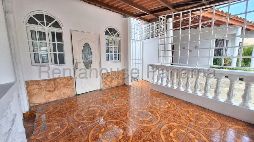 Casa en Venta en Altos de Panamá 27LDC1159 - Imagen 2
