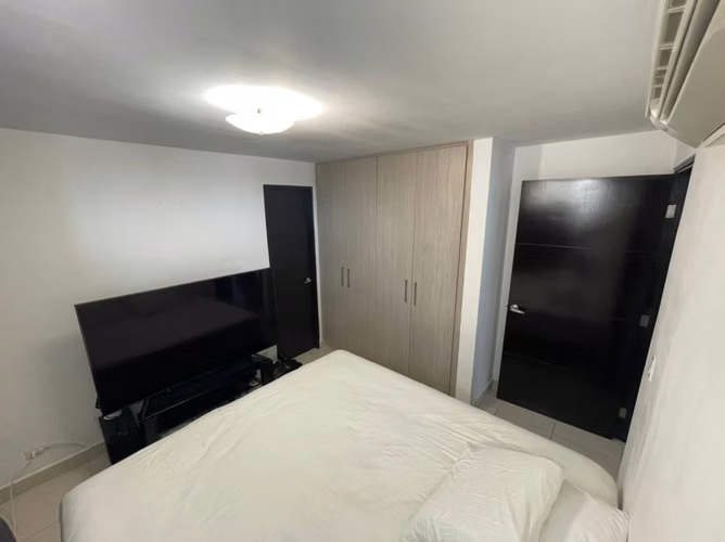 Apartamento en Edison Park I con balcón y vista a la ciudad - Imagen 7