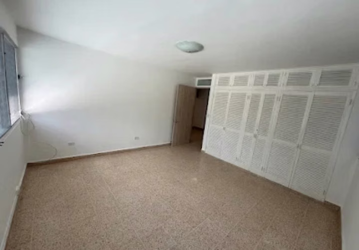 ALQUILO- ¡AMPLIO Y REMODELADO APARTAMENTO EN PH DON ENRIQUE! - Imagen 3