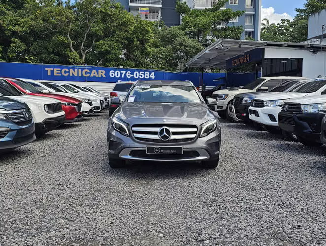 Mercedes-Benz GLA 250 4MATIC - Imagen 2