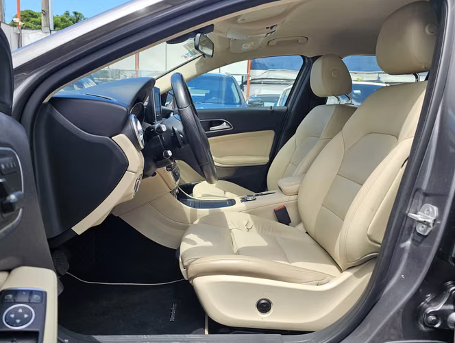 Mercedes-Benz GLA 250 4MATIC - Imagen 9