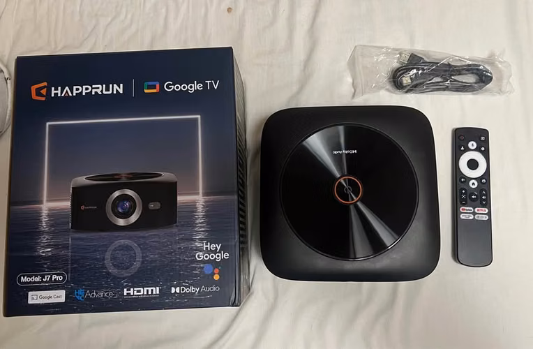 Proyector con Google TV – Como Nuevo (Solo 1 Uso) NEGOCIABLE