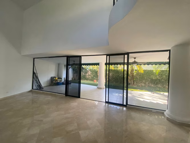 Casa en El Carmen – Alquiler y Venta