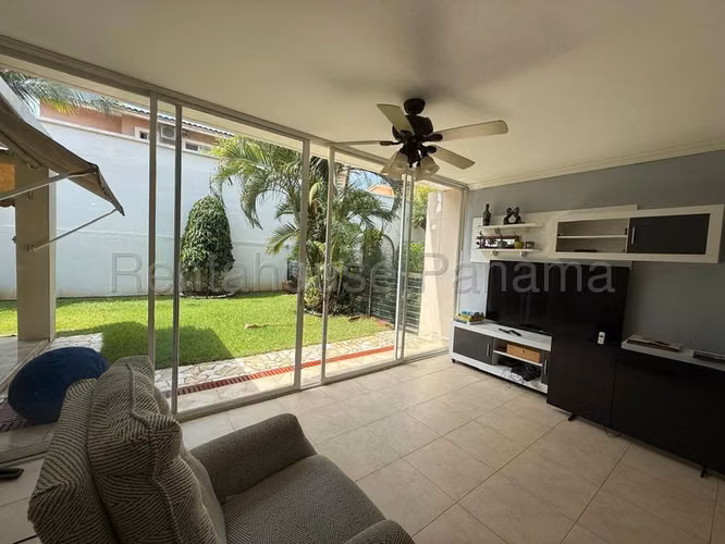 Venta de casa en Ph Villa Navona  27MVCH1168