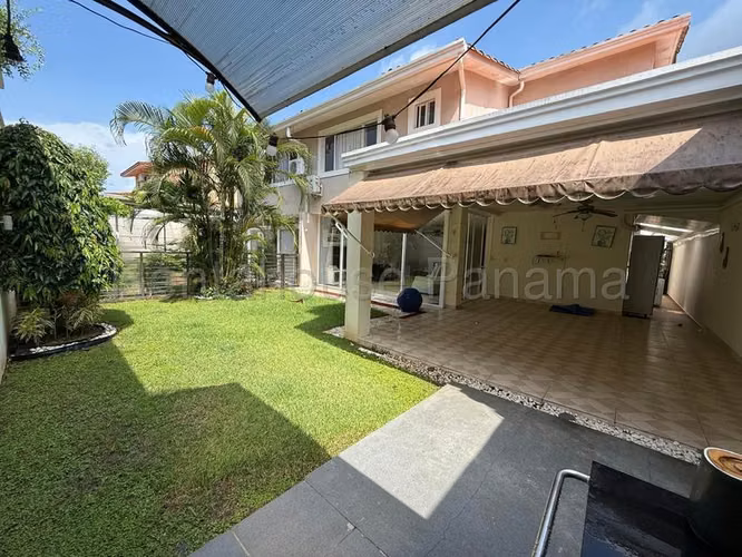 Venta de casa en Ph Villa Navona  27MVCH1168