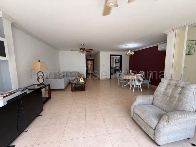 Venta de casa en Ph Villa Navona  27MVCH1168