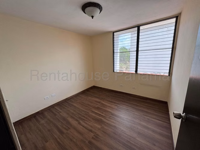 Vendo apartamento 12 de Octubre C25-8449