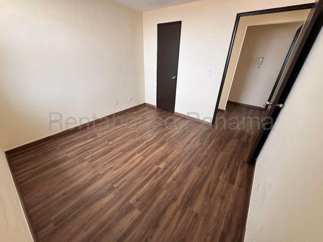Vendo apartamento 12 de Octubre C25-8449