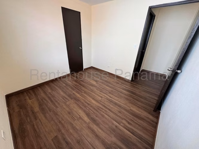 Vendo apartamento 12 de Octubre C25-8449