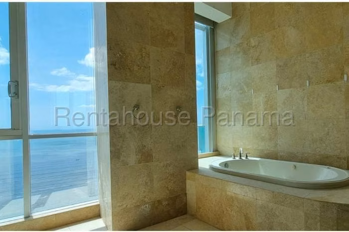 Apartamento en venta PH Ocean One Costa del Este