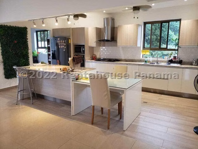 Venta de Apartamento en Diablo I3399GRR
