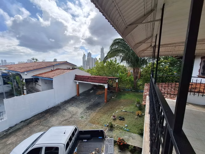 Casa en el Dorado de dos Niveles y 4 Parking - Imagen 15