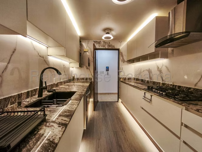 Apartamento en Venta en PH SUNRISE TOWER Obarrio 27AECC1125 - Imagen 7