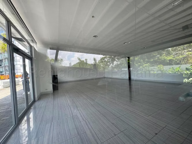 Se Vende Apartamento en Altos de Panama LA27-435