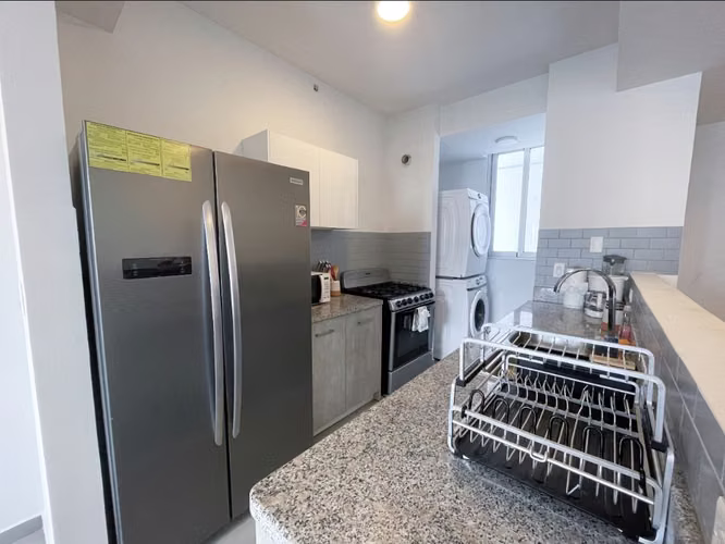 APARTAMENTO AMOBLADO EN EL CORAZON DE PANAMA - Imagen 4
