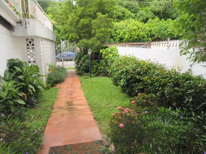 Vendo| Triplex en Punta Paitilla| Vista al Mar y al Parque| céntrico - Imagen 7