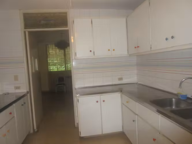 Vendo| Triplex en Punta Paitilla| Vista al Mar y al Parque| céntrico - Imagen 3