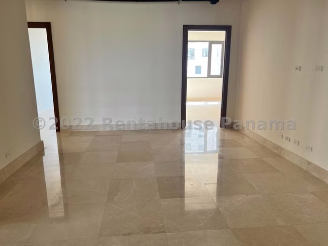 Apartamento en venta en PH  BuenaVista Santa Maria