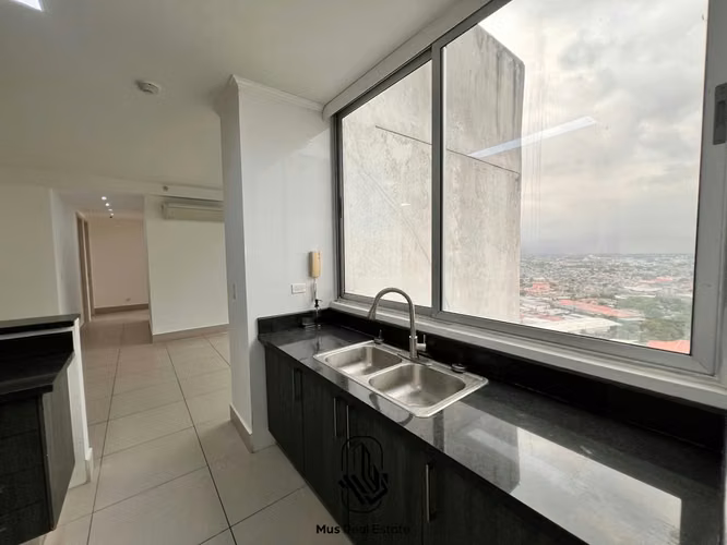 Venta de Apartamento en PH Sky Point Towers, Vía Ricardo J. Alfaro - YP