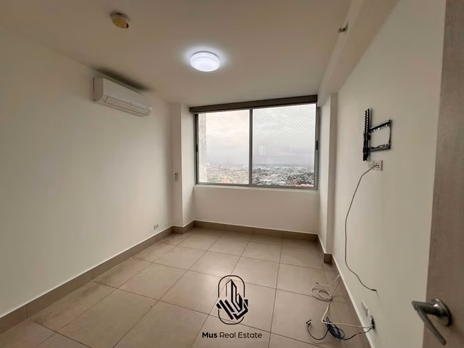 Venta de Apartamento en PH Sky Point Towers, Vía Ricardo J. Alfaro - YP