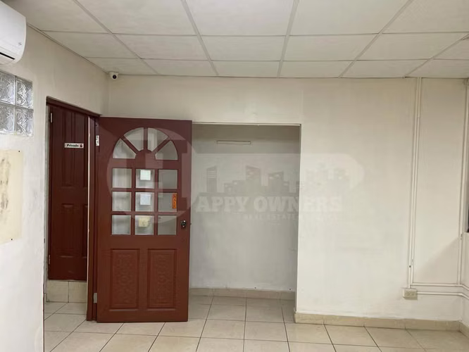 Venta de local comercial en Parque Lefevre, calle 9na. E.L