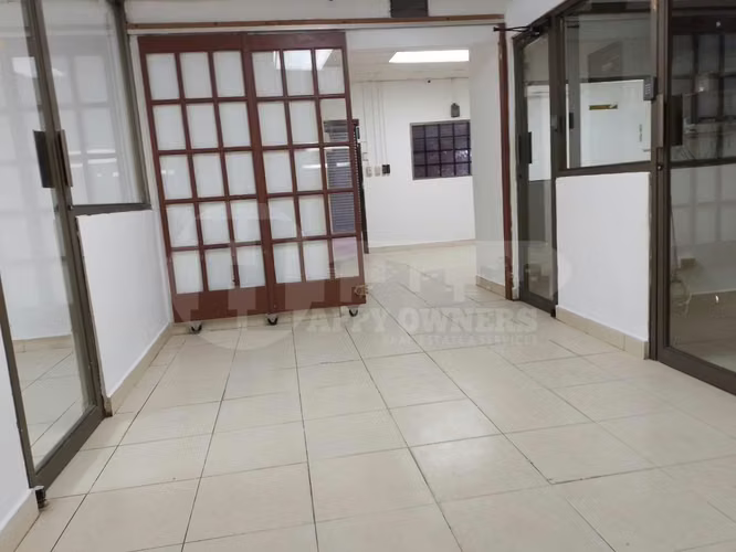 Venta de local comercial en Parque Lefevre, calle 9na. E.L