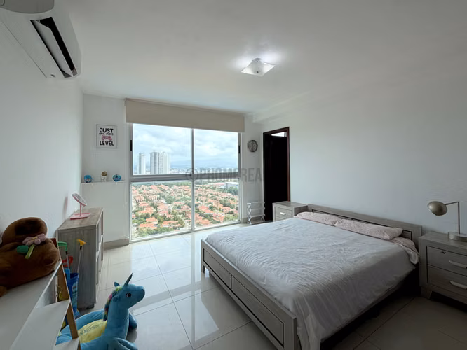 Apartamento Amoblado de 3 Recámaras en Venta o Alquiler en Costa del Este – 220 m² - Imagen 13
