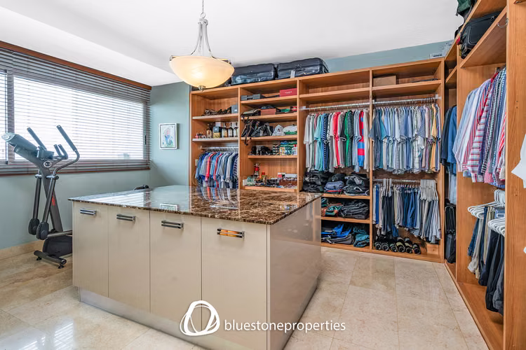 Altos del Golf – Frente al Parque – 622 mts2 – 1,190,000 - Imagen 17