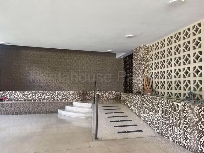 Venta de Apartamento en El Cangrejo I3398GRR