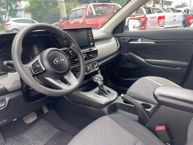 KIA SELTOS 2020 AUTOMATICO - Imagen 5