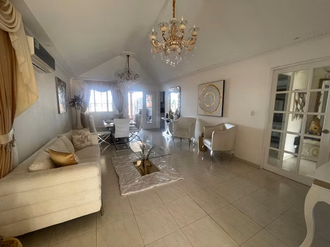 VENTA DE CASA EN RESIDENCIAL QUINTAS DE GRATAMIRA - DORASOL - Imagen 8