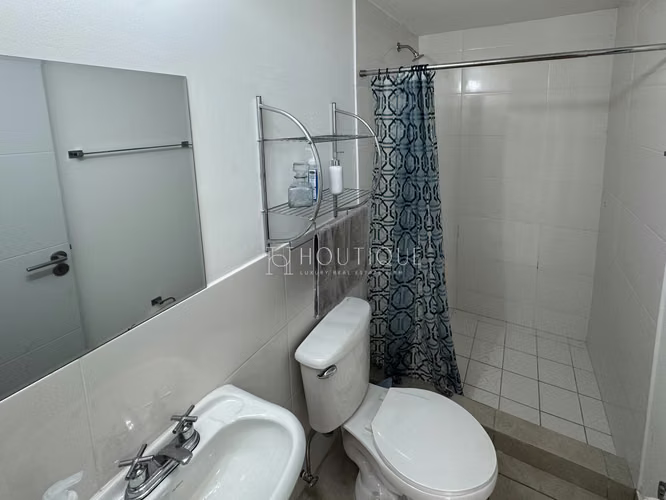Venta del apartamento en la Avenida La Pulida  El Edificio: PH Áthas