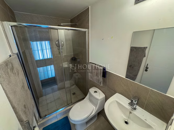 Venta del apartamento en la Avenida La Pulida  El Edificio: PH Áthas