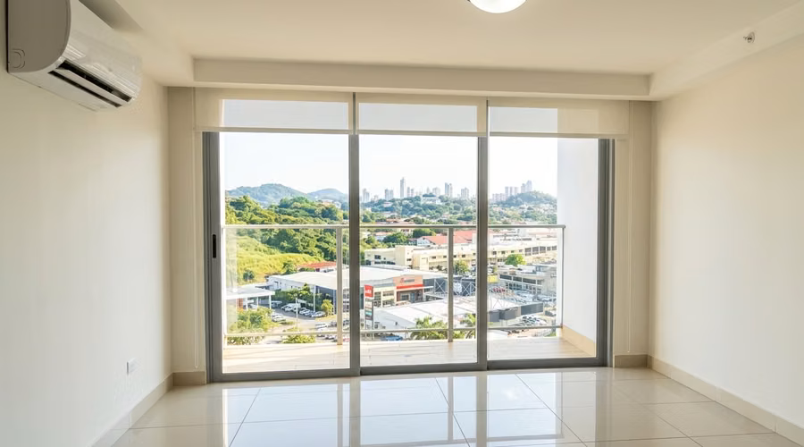 Apartamento en Via España  86m² |con balcón y 2 estacionamientos
