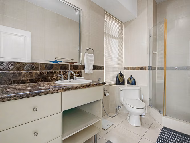 VENTA DE APARTAMENTO EN PH VISTA MARINA AMOBLADO, AVENIDA BALBOA (2)