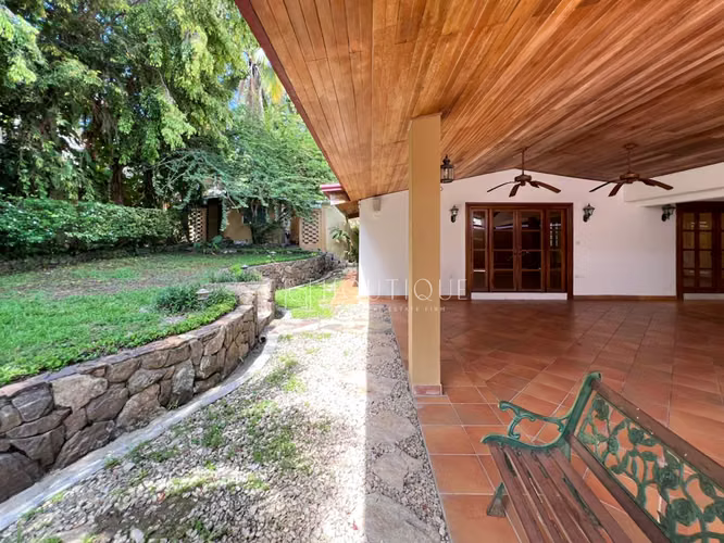Venta de casa en Betania La Alameda Av Ricardo J. Alfaro