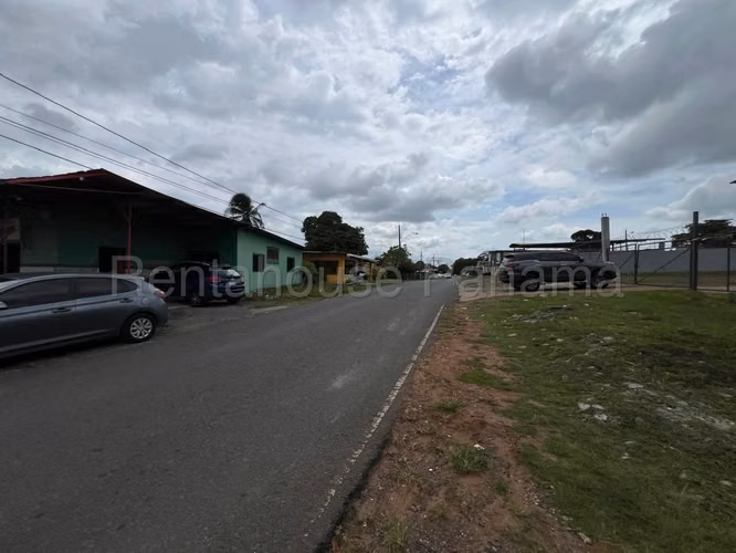 ALQUILER DE GALERA EN CHORRERA DDB26-8958