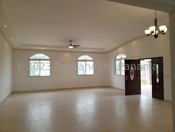 House for Sale Río Hato - YD