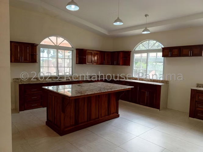 Venta Casa Río Hato - YD - Imagen 3