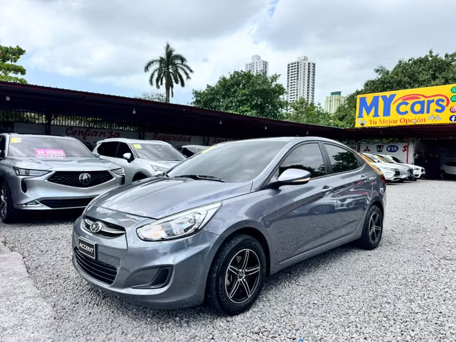 Hyundai Accent 2018 - Imagen 2
