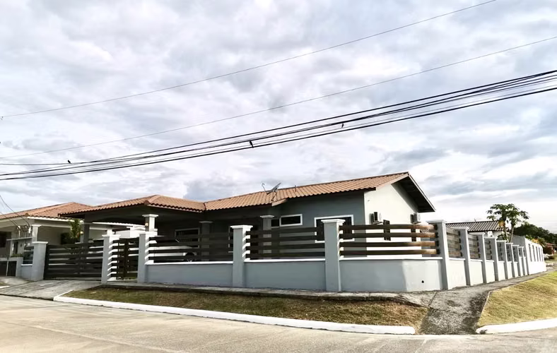 Alquilo casa en residencial Maria Gloria - Imagen 2