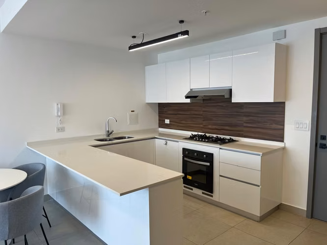 ALQUILER DE APARTAMENTO AMOBLADO EN EL CANGREJO - Imagen 3