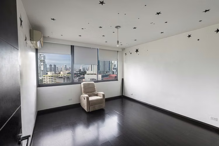 Ganga  PH Los Delfines 280m² Remodelado y Vista al Mar - Imagen 9