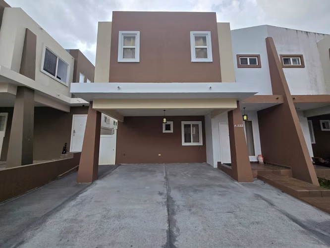 House for Rent in PH Everest – Brisas del Golf Norte (Paseo del Norte)