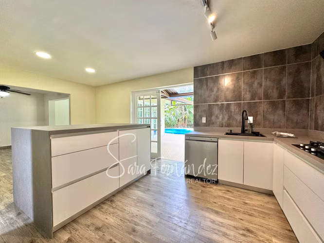 CASA RENOVADA EN ALQUILER EN CLAYTON - Imagen 8