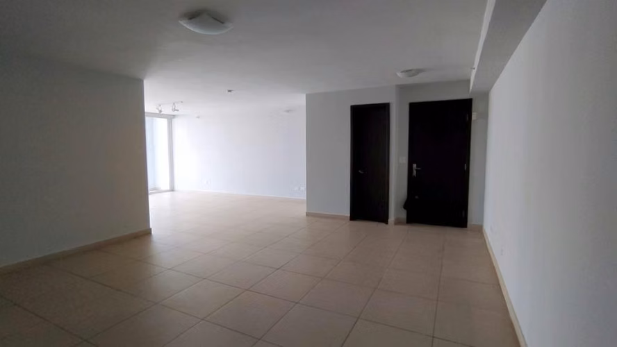 ALQUILO. Apartamento en Ph Country Club. Costa del Este. 203m2 - Imagen 2